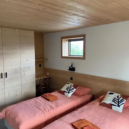 아파트 Chalet With Direct Slope Access And Mountain Views