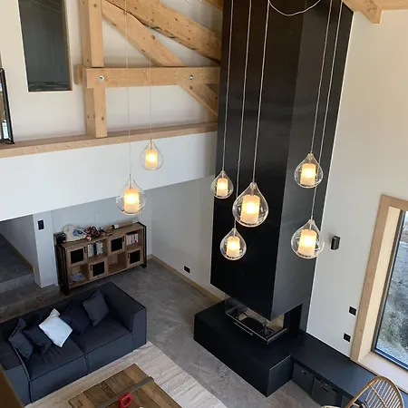 Chalet With Direct Slope Access And Mountain Views 아파트 생제르베레뱅