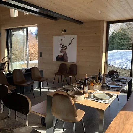 Chalet With Direct Slope Access And Mountain Views Daire *