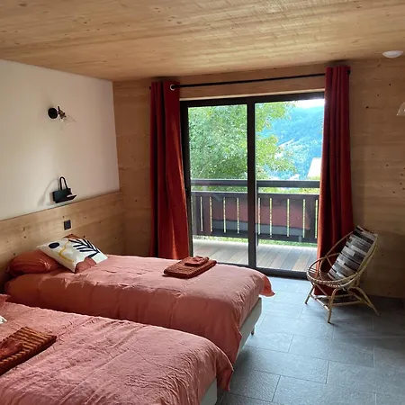 Chalet With Direct Slope Access And Mountain Views 아파트 생제르베레뱅